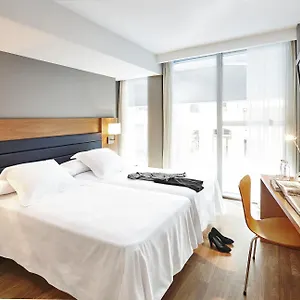 https://century-park.catalonia-hotels.com
